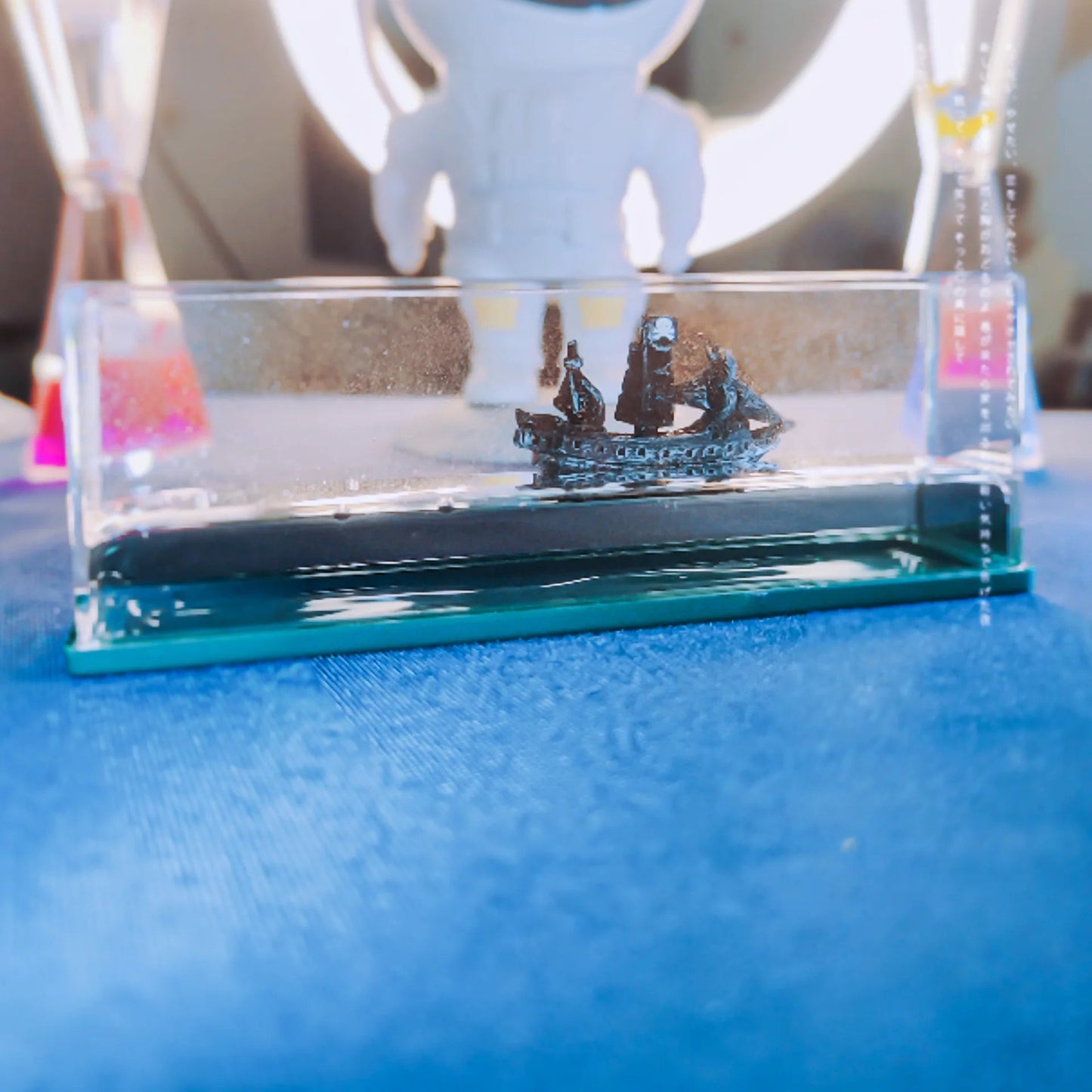Fluid Drift Bottle – Acrylic Ocean Wave Desk Decoration | Titanic or Pirate Ship - Hearth&Hive