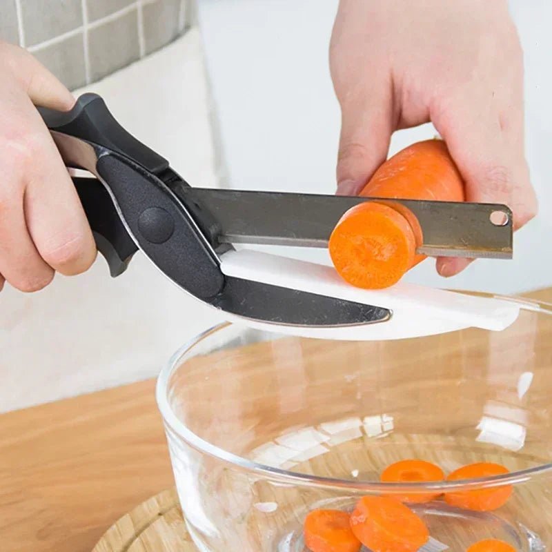 Kitchen Food Chopper Scissors with Integrated Cutting Board – Stainless Steel - Hearth&Hive
